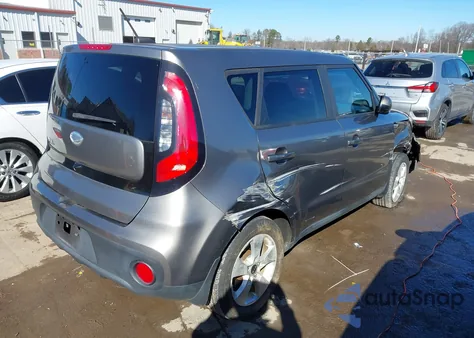 2017 Kia Soul z USA, uszkodzony, nr VIN KNDJN2A2XH7480326
